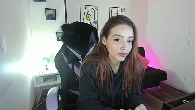 kay marie online show from 09.30.25