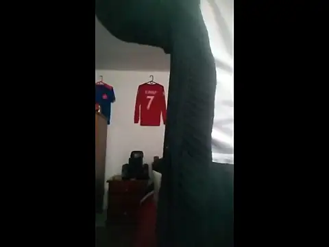 Snapshot of ALBEIROFOOTBALL1992 chatting on 11.09.25 ALBEIROFOOTBALL1992 online show from 11.09.25