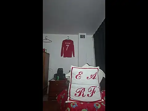 Snapshot of ALBEIROFOOTBALL1992 chatting on 12.21.25 ALBEIROFOOTBALL1992 online show from 12.21.25