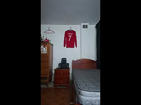 Snapshot of ALBEIROFOOTBALL1992 chatting on 12.22.25 ALBEIROFOOTBALL1992 online show from 12.22.25