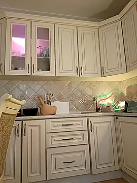 Snapshot of mom4you chatting on 02.05.26 mom4you online show from 02.05.26