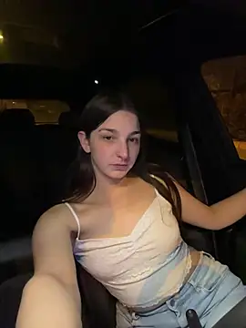 DoriDeluxe66 online show from 03.06.25