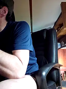 Snapshot of chosen923 chatting on 03.10.26 chosen923 online show from 03.10.26