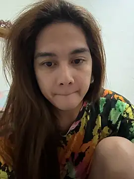 MarieLoveGlamorous online show from 10.20.25