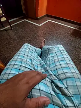 Stripkomal online show from 11.22.25