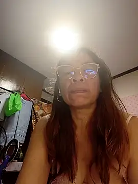 Snapshot of HotsexyNaughtysweetbaby chatting on 10.19.25 HotsexyNaughtysweetbaby online show from 10.19.25