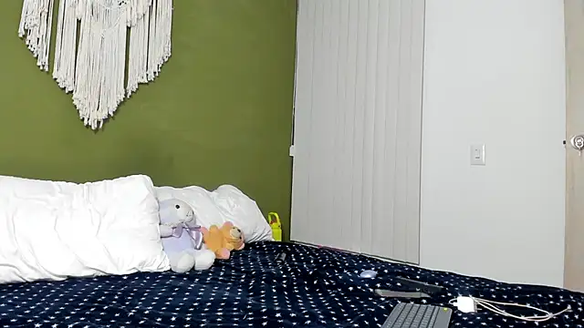karlye 5 online show from 04.19.26