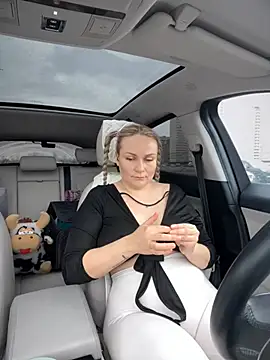 Bondgirl 013 online show from 12.13.24