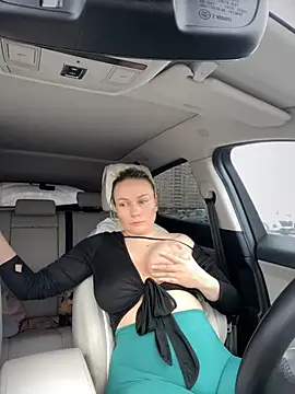 Bondgirl 013 online show from 01.17.25