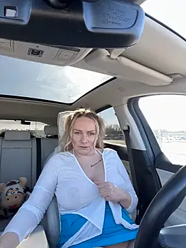 Bondgirl 013 online show from 02.09.25