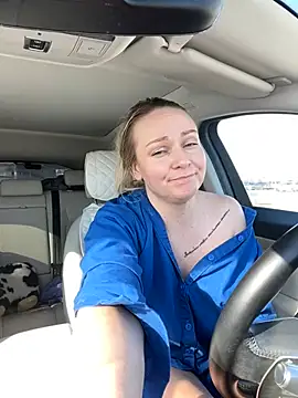 Bondgirl 013 online show from 03.02.25