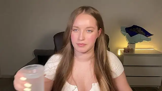 EvaMaddison online show from 06.26.26