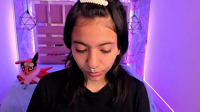 Snapshot of Nami_usagi chatting on 12.03.24 Nami usagi online show from 12.03.24