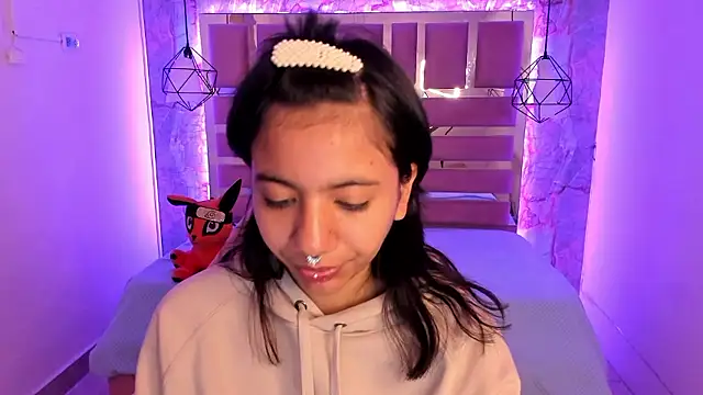 Snapshot of Nami_usagi chatting on 12.05.24 Nami usagi online show from 12.05.24