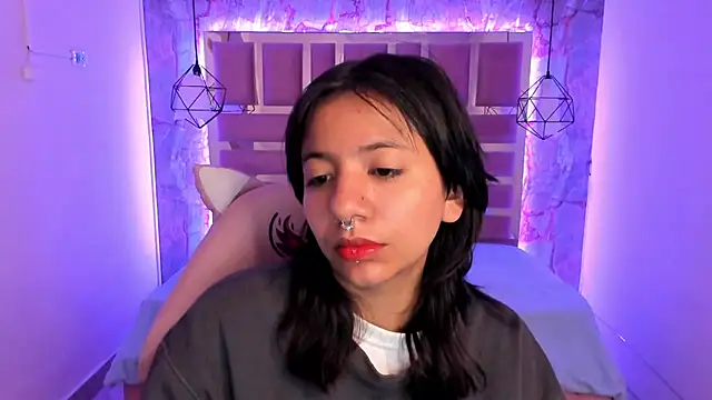 Snapshot of Nami_usagi chatting on 12.16.24 Nami usagi online show from 12.16.24