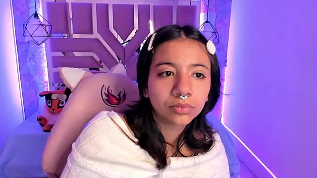 Snapshot of Nami_usagi chatting on 12.19.24 Nami usagi online show from 12.19.24