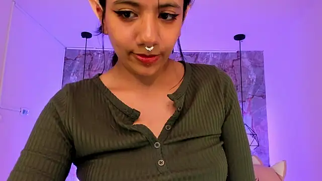 Snapshot of Nami_usagi chatting on 01.11.25 Nami usagi online show from 01.11.25