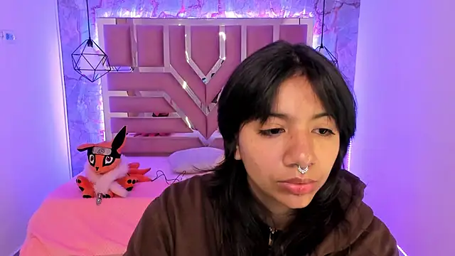 Snapshot of Nami_usagi chatting on 01.13.25 Nami usagi online show from 01.13.25