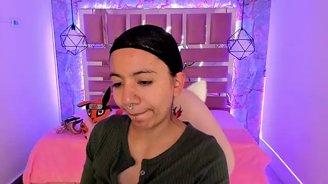 Snapshot of Nami_usagi chatting on 01.17.25 Nami usagi online show from 01.17.25