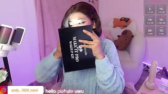 Snapshot of Nami_usagi chatting on 10.08.25 Nami usagi online show from 10.08.25