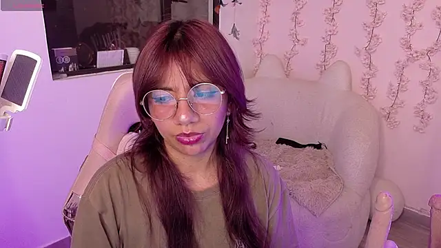 Snapshot of Nami_usagi chatting on 04.15.26 Nami usagi online show from 04.15.26