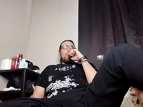 Snapshot of lucasgalacticman chatting on 01.15.25 lucasgalacticman online show from 01.15.25