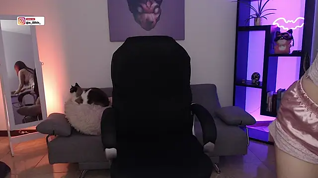 S Lilith  online show from 10.13.25