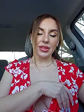 Kalli Fornia online show from 03.08.25