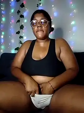 Lilyth  Brown online show from 02.19.25