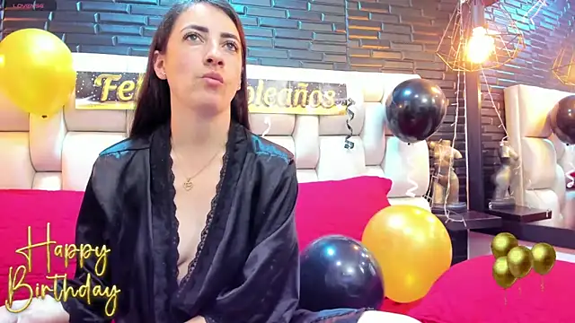 Snapshot of Salo_Heaven chatting on 03.10.25 Salo Heaven online show from 03.10.25