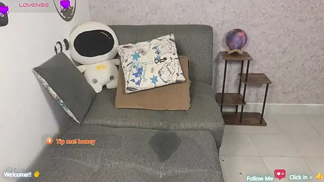 blue  moon  online show from 03.14.25