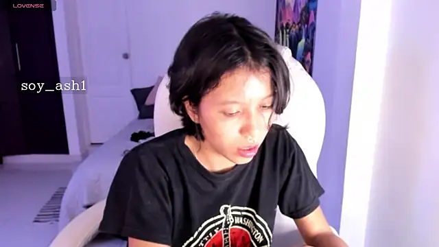 Snapshot of Ashlleycam_ chatting on 12.05.24 Ashlleycam online show from 12.05.24