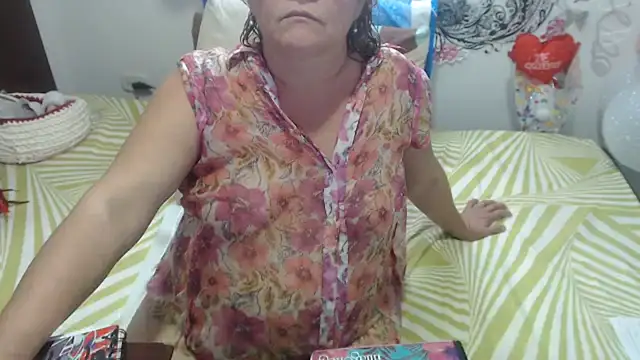 selenax2023 online show from 02.25.25