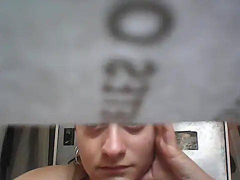 Snapshot of indierotic chatting on 01.04.25 indierotic online show from 01.04.25