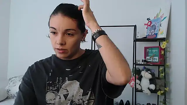 Snapshot of camii_7 chatting on 12.22.24 camii 7 online show from 12.22.24