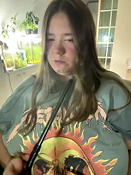 remirann  online show from 09.16.25