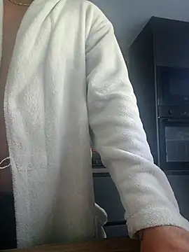 Adry1986 online show from 09.22.25