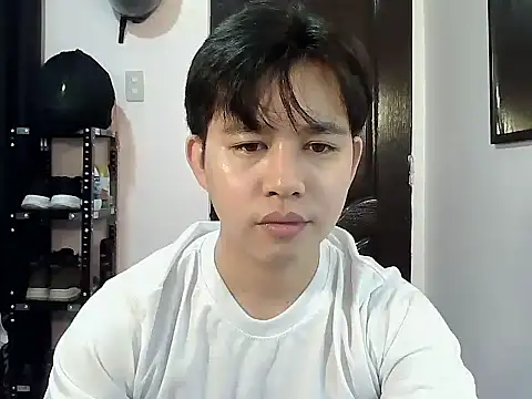 Snapshot of alfonsoasiancutie chatting on 01.11.26 alfonsoasiancutie online show from 01.11.26