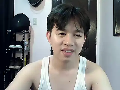 Snapshot of alfonsoasiancutie chatting on 01.14.26 alfonsoasiancutie online show from 01.14.26