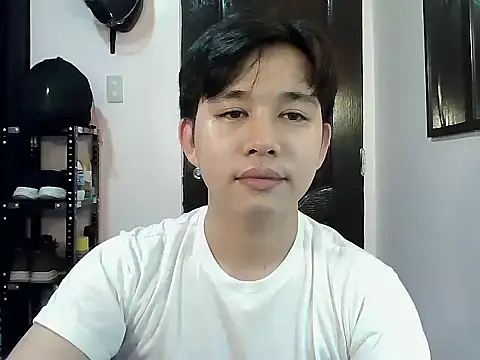 Snapshot of alfonsoasiancutie chatting on 01.15.26 alfonsoasiancutie online show from 01.15.26