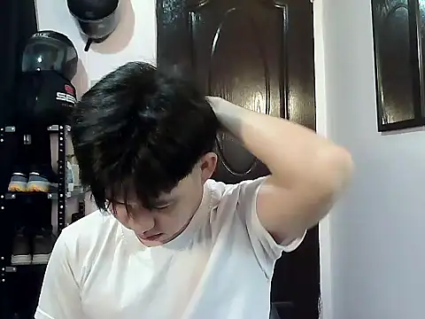 Snapshot of alfonsoasiancutie chatting on 02.01.26 alfonsoasiancutie online show from 02.01.26