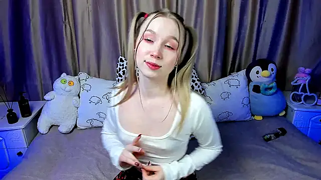 LilyStarlight online show from 01.12.25