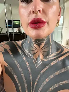 InkedBiitch online show from 05.05.26