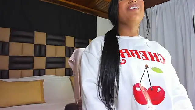 Snapshot of BarbieKano chatting on 11.29.25 BarbieKano online show from 11.29.25