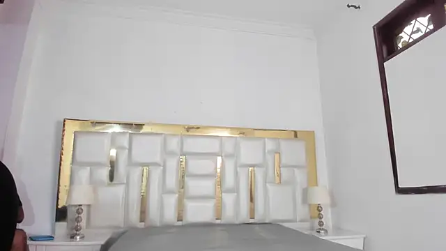 Kylieandjhonny online show from 03.08.25