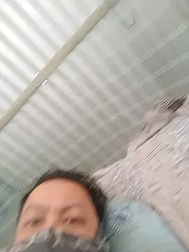 Snapshot of Gautambaro chatting on 02.18.26 Gautambaro online show from 02.18.26