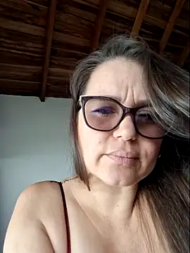 Snapshot of MariaPau_83 chatting on 06.03.26 MariaPau 83 online show from 06.03.26