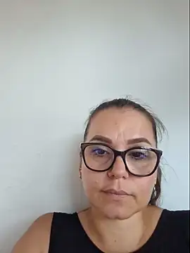 Snapshot of MariaPau_83 chatting on 06.10.26 MariaPau 83 online show from 06.10.26