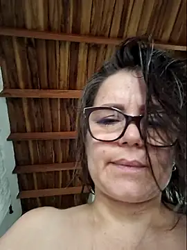 Snapshot of MariaPau_83 chatting on 06.17.26 MariaPau 83 online show from 06.17.26