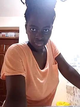 Snapshot of _cutemelania chatting on 02.03.25 cutemelania online show from 02.03.25